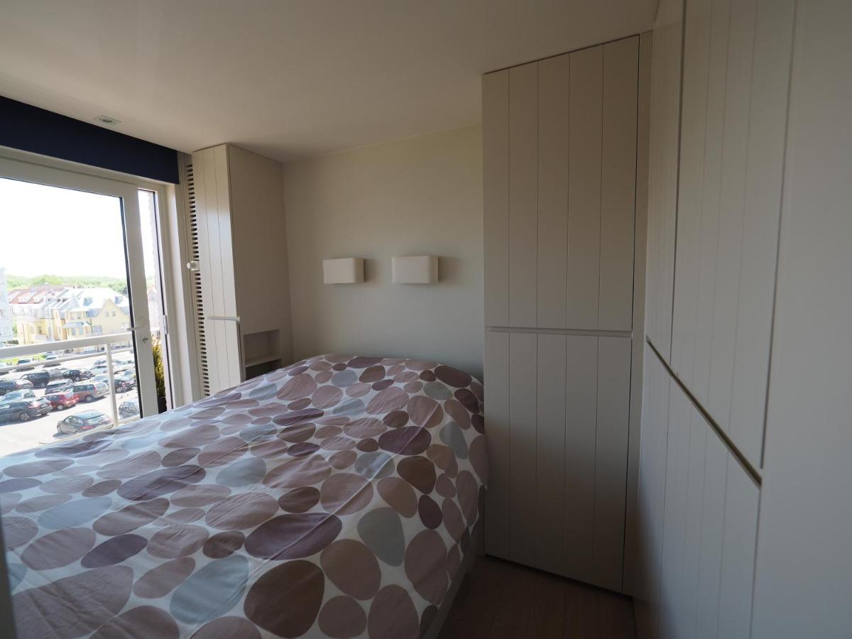 Appartement Sur La Digue - De Haan - Le Coq - Silver Beach D2 Экстерьер фото