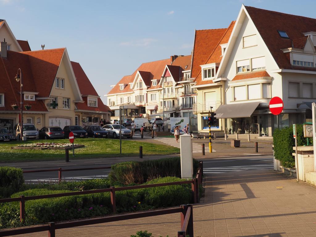 Appartement Sur La Digue - De Haan - Le Coq - Silver Beach D2 Экстерьер фото
